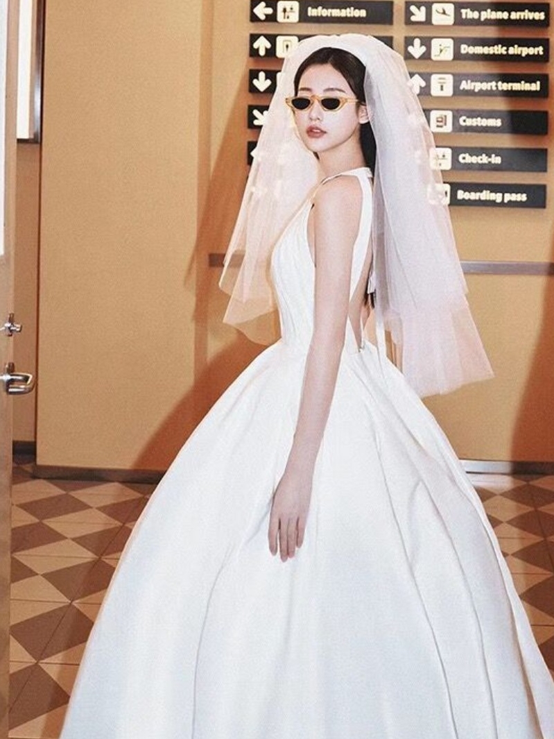 Vintage Photography Lighting - Elegant Light Wedding Dress Neck Hanging
