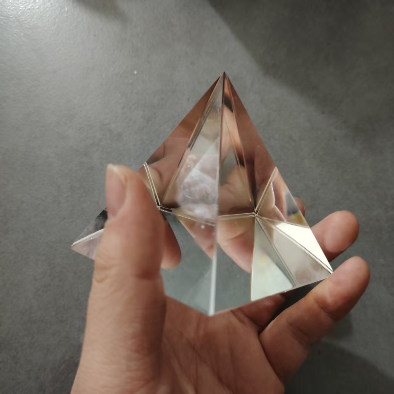 1PC 80mm Quadrangular Pyramid  – обзор и цена Photography Lighting Test
